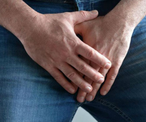 Khi 'cậu nhỏ' bị chấn thương, quý ông nên làm gì?