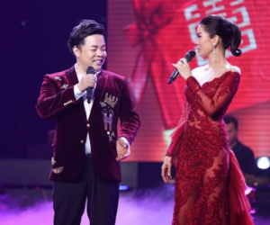 Lệ Quyên bất ngờ công khai rủ Quang Lê về... ở chung 2 tháng