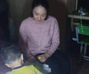 Mẹ đơn thân bị chủ đầu tư chung cư 'cấm vận', biến thành 'con tin' trong chính căn hộ của mình