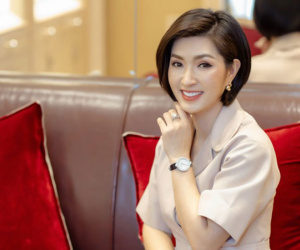 Trở về sau 15 năm lộ ảnh nóng chấn động, Hồng Nhung kể về sự tuyệt vọng, liều lĩnh trốn khỏi viện ở Mỹ