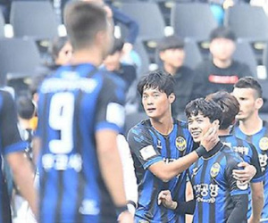 Công Phượng tiếp tục tỏa sáng với cú đúp giúp Incheon United thắng đậm