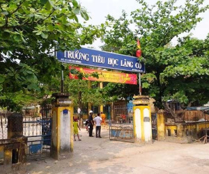 Phụ huynh 'dỏm' vào trường lừa cắt dây chuyền nhiều học sinh