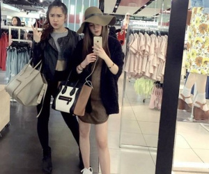 Sơ sót để lộ mánh khóe bán hàng online, chủ shop quần áo khiến cư dâng mạng cười lăn lộn vì quá hài hước