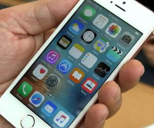Apple tiếp tục thanh lý iPhone SE giá 5,78 triệu đồng