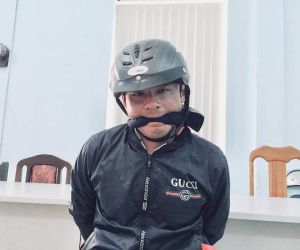 'Nghịch tử' chém chết cả nhà bị bắt khi đang vác dao đi tìm chị ruột