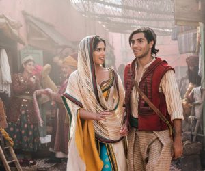 'Aladdin' tung trailer cuối lãng mạn sau khi Thần Đèn bị cười nhạo