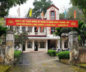 Chủ tịch MTTQ đánh phó bí thư, sỉ nhục dân bất ngờ xin thôi chức