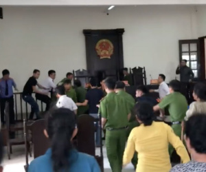 Náo loạn phiên toà ở Bình Chánh, cả nhà bị truy tố