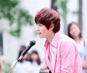 Oppa Hàn Quốc lịch lãm, hiền lành và sự dối lừa trắng trợn suốt 10 năm