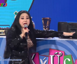 Ca sĩ Ngọc Ánh khoe sự giàu có, nổi tiếng và những món đồ đắt tiền trị giá vài cây vàng