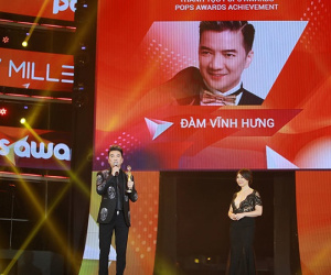Mr Đàm, Trường Giang nhận giải thưởng thành tựu tại Pops Awards