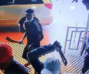 Chủ quán cà phê ở Sài Gòn không dám về nhà sau vụ nhân viên bị chém