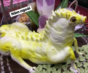 Góc số nhọ: Cậu bé được tặng bánh kem linh vật 2 năm liên tục, dân tình xem xong chỉ biết cười nghiêng ngả