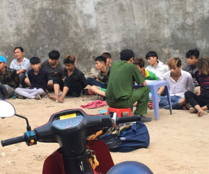Bị quỵt 200.000 đồng, gọi hàng chục đàn em mang hung khí đi thanh toán đối thủ
