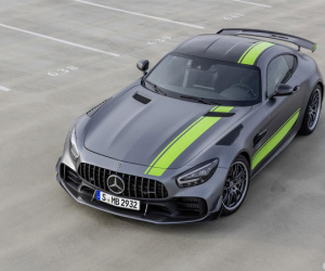 Xe thể thao 'hardcore' nhất của Mercedes-AMG có giá 250.000 USD