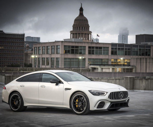 Coupe 4 cửa Mercedes-AMG GT ra mắt bản 'giá rẻ' 100.000 USD