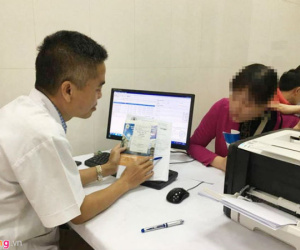 Giáo viên trường Thanh Khương khóc nức nở khi nhiễm sán lợn