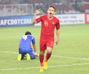 'Messi Indonesia' tuyên chiến với U23 Việt Nam ngay khi vừa xuống Nội Bài
