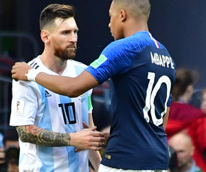 Mourinho: 'Mbappe ăn đứt Messi và Ronaldo'