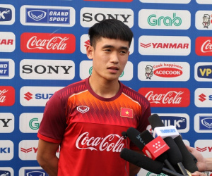 Trung vệ từng dự World Cup lo lắng vì thích nghi chậm với sơ đồ của HLV Park Hang-seo