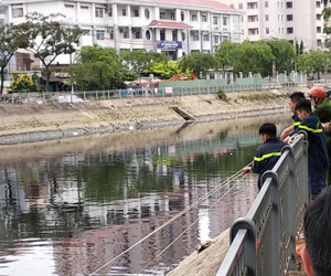 Thiệt mạng khi 'săn' cá vào ban đêm ở kênh Tàu Hủ