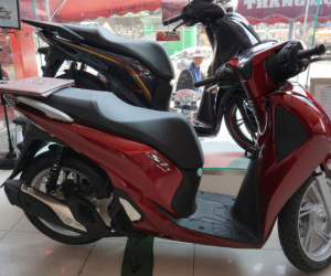 Bảng giá vua tay ga Honda SH mới nhất: Chênh cao ngất ngưởng