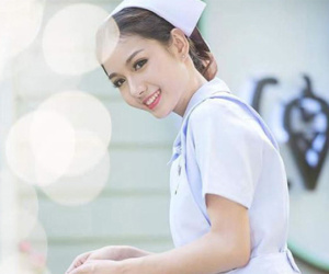 Đầu óc căng thẳng đi mua thuốc an thần để ngủ cho ngon lại gặp đúng cô dược sĩ có tâm, chàng trai trẻ nhận cái kết dở khóc dở cười