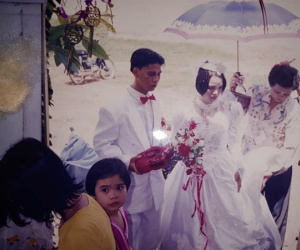 Lục được đống ảnh cưới ngày xưa của bố mẹ, dân tình thi nhau khoe như của báu