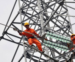 Người tiêu dùng phải trả thêm bao nhiêu khi giá điện tăng 8,36%?