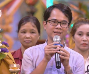 Bác sĩ Bệnh viện Bạch Mai khuyên người dân lên chùa Ba Vàng chữa bệnh