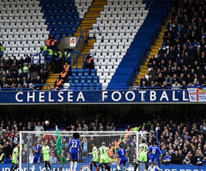 CĐV Chelsea bán vé, muốn CLB sa thải Sarri