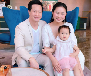 Hết được ông xã 'nịnh đầm', Phan Như Thảo lại tiếp tục gây choáng khi khoe quà khủng từ chồng đại gia hơn 26 tuổi
