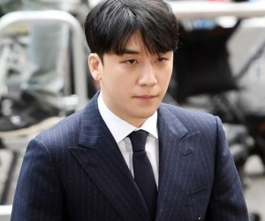 Khi dân tình đang rần rần tranh cãi liệu Seungri có vô tội hay không, nam ca sĩ đang ở đâu?