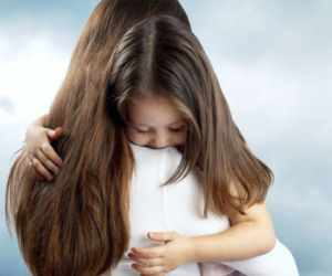 Ngày đính hôn, mẹ chồng tương lai đưa ra một điều kiện khiến tôi đau đớn, khổ sở vô cùng