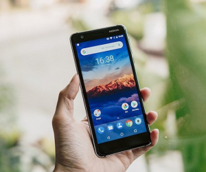 Điện thoại Nokia bất ngờ phát nổ khiến người dùng bị bỏng