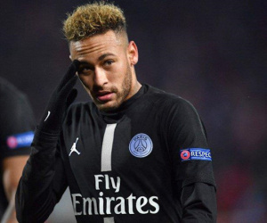 Neymar đối diện án cấm thi đấu của UEFA