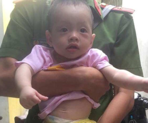Trẻ bị bỏ rơi trên vỉa hè Quy Nhơn giữa đêm khuya