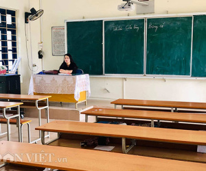 Bày tỏ bức xúc, 500 học sinh cùng trường đồng loạt nghỉ học