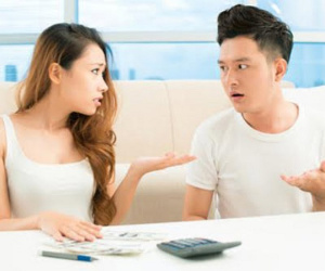 Lương tháng 22 triệu mà tiêu hết 21,5 triệu, vợ trẻ bị hội chị em ném đá không thương tiếc vì khoản chi này