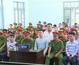 Xử phúc thẩm 13 người gây rối UBND tỉnh Bình Thuận