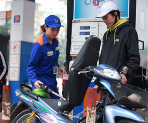 Bộ Công Thương 'bác' thông tin khan hiếm nguồn cung xăng dầu