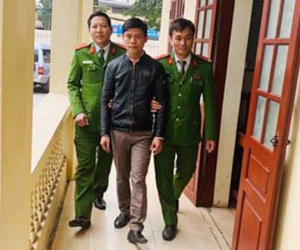 Giả danh phóng viên tống tiền doanh nghiệp