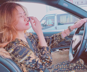 Hoàng Thùy Linh – 'đại gia ngầm' của showbiz Việt: Sở hữu biệt thự cao cấp, xe hơi sang xịn, mua hàng hiệu không tiếc tay