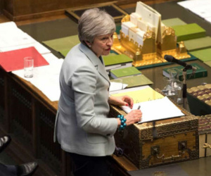 Quốc hội Anh 'hất' thủ tướng sang 1 bên, giành quyền kiểm soát Brexit