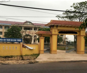 Vụ nữ sinh 16 tuổi nghi bị 12 nam sinh hãm hiếp tập thể: Tinh thần nạn nhân hoảng loạn, sức khỏe chưa ổn định