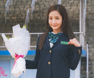 Park Min Young gây sốc khi xuất hiện trẻ như học sinh, chẳng khác gì thuở đóng 'Gia đình là số 1' 13 năm trước