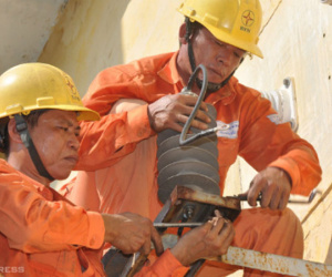 Đề xuất cố định lợi nhuận định mức của EVN vào giá điện