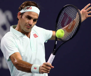 Federer thắng set trắng ở tứ kết Miami Mở rộng