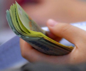 Nhà băng 'trồng cây si' ở hàng cầm đồ chờ siết nợ