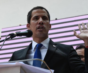 Venezuela cấm tổng thống tự xưng giữ chức vụ công trong 15 năm